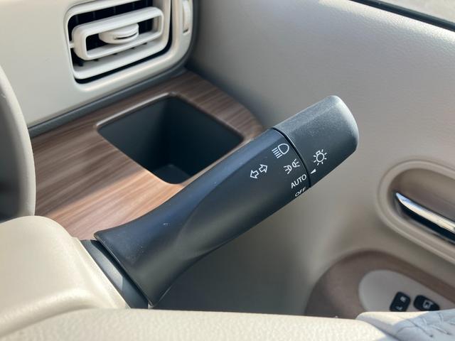 アルトラパン ハイブリッドＸ　マイナーチェンジ　ハイブリッド　ＬＥＤヘッドライト　プッシュスタートボタン　アイドリングストップ　純正１４インチアルミホイール　前席シートヒータースイッチ　ＵＳＢポート（51枚目）