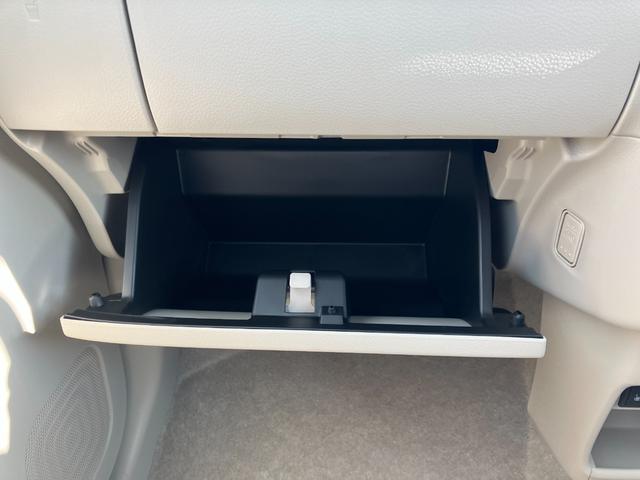 アルトラパン ハイブリッドＸ　マイナーチェンジ　ハイブリッド　ＬＥＤヘッドライト　プッシュスタートボタン　アイドリングストップ　純正１４インチアルミホイール　前席シートヒータースイッチ　ＵＳＢポート（60枚目）