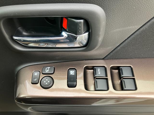 ワゴンＲカスタムＺ ハイブリッドＺＸ　ハイブリッドＺＸ　全方位カメラパッケージ　アップグレードパッケージ　純正１５インチアルミホイール　ヘッドアップディスプレイ　フルオートエアコン（35枚目）