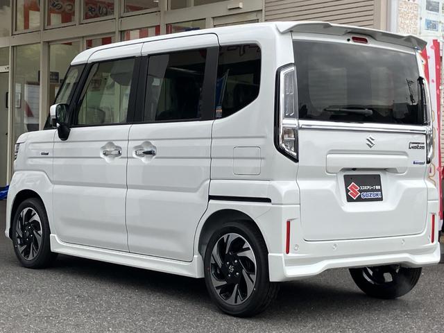 スペーシアカスタム ハイブリッドＸＳターボ　届出済未使用車　全方位モニター付メモリーナビ　スズキコネクト　後席両側パワースライドドア　シートヒーター　マルチユースフラップ　スリムサーキュレーター　電動パーキングブレーキ（62枚目）