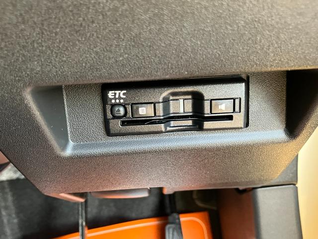 ジムニーシエラ JC MT車 ETC フロントドライブレコーダー ステアリングスイッチ クルーズコントロールスイッチ ドリンクホルダー ラゲッジマット(47枚目)