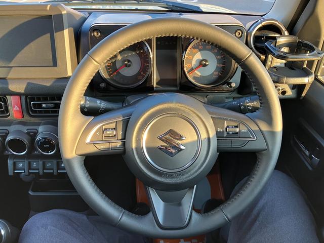 ジムニーシエラ JC MT車 ETC フロントドライブレコーダー ステアリングスイッチ クルーズコントロールスイッチ ドリンクホルダー ラゲッジマット(48枚目)