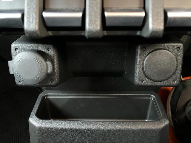 ジムニーシエラ JC MT車 ETC フロントドライブレコーダー ステアリングスイッチ クルーズコントロールスイッチ ドリンクホルダー ラゲッジマット(58枚目)