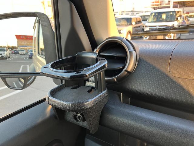 ジムニーシエラ JC MT車 ETC フロントドライブレコーダー ステアリングスイッチ クルーズコントロールスイッチ ドリンクホルダー ラゲッジマット(65枚目)