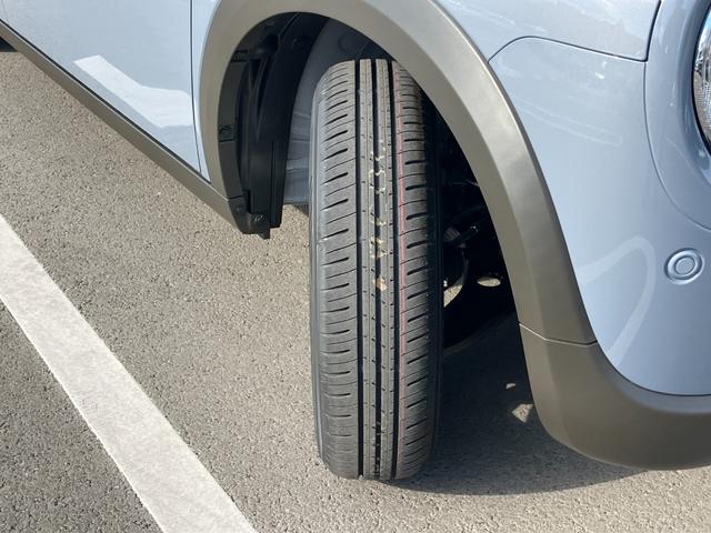 アルトラパン ハイブリッドX マイナーチェンジ ハイブリッド LEDヘッドライト プッシュスタートボタン アイドリングストップ 純正14インチアルミホイール 前席シートヒータースイッチ USBポート(29枚目)