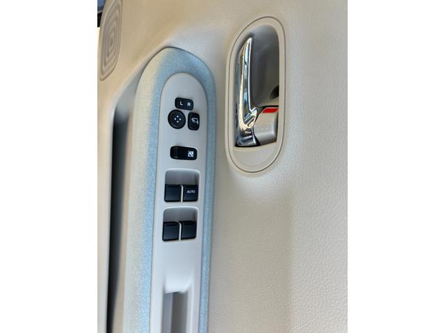 アルトラパン ハイブリッドX マイナーチェンジ ハイブリッド LEDヘッドライト プッシュスタートボタン アイドリングストップ 純正14インチアルミホイール 前席シートヒータースイッチ USBポート(40枚目)