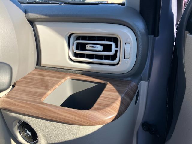 アルトラパン ハイブリッドX マイナーチェンジ ハイブリッド LEDヘッドライト プッシュスタートボタン アイドリングストップ 純正14インチアルミホイール 前席シートヒータースイッチ USBポート(45枚目)