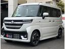 スペーシアカスタム ハイブリッドＸＳターボ　届出済未使用車　全方位モニター付メモリーナビ　スズキコネクト　後席両側パワースライドドア　シートヒーター　マルチユースフラップ　スリムサーキュレーター　電動パーキングブレーキ（4枚目）
