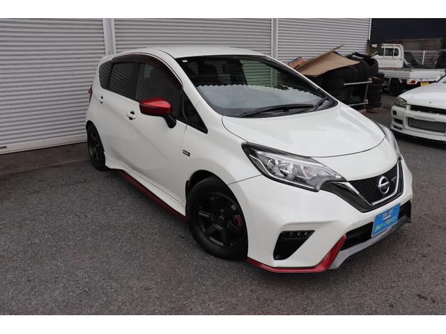 ノート ニスモ　Ｓ　ニスモ　Ｓ（５名）　ＬＥＤヘッドライト　ニスモフルエアロ　ニスモレカロシート　ＴＥ３７　ブリッツ車高調　柿本マフラー　ＳＤナビフルセグＴＶ　ＥＴＣ（3枚目）