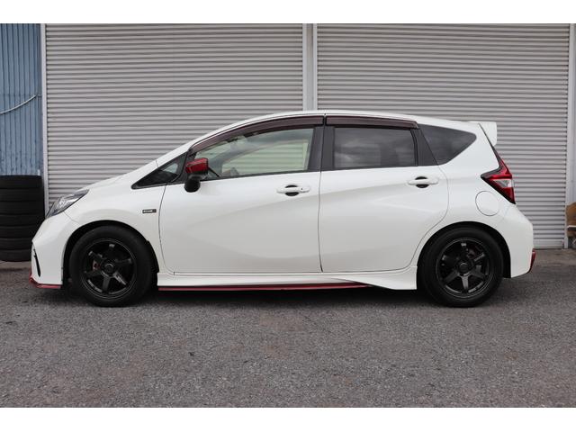 ノート ニスモ　Ｓ　ニスモ　Ｓ（５名）　ＬＥＤヘッドライト　ニスモフルエアロ　ニスモレカロシート　ＴＥ３７　ブリッツ車高調　柿本マフラー　ＳＤナビフルセグＴＶ　ＥＴＣ（5枚目）