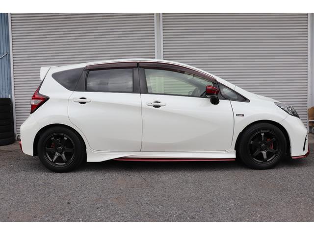 ノート ニスモ　Ｓ　ニスモ　Ｓ（５名）　ＬＥＤヘッドライト　ニスモフルエアロ　ニスモレカロシート　ＴＥ３７　ブリッツ車高調　柿本マフラー　ＳＤナビフルセグＴＶ　ＥＴＣ（6枚目）