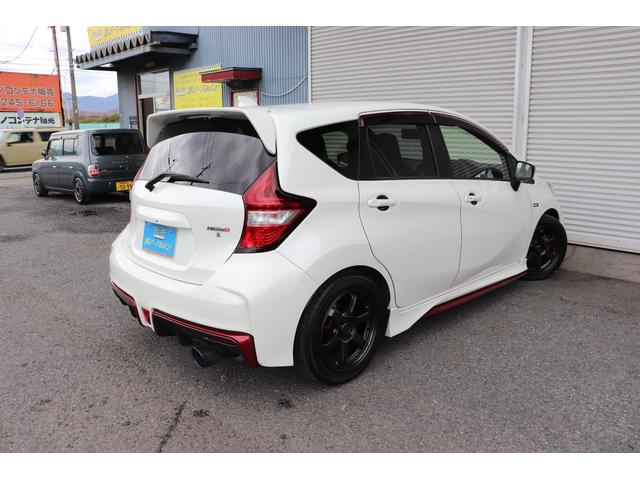 ノート ニスモ　Ｓ　ニスモ　Ｓ（５名）　ＬＥＤヘッドライト　ニスモフルエアロ　ニスモレカロシート　ＴＥ３７　ブリッツ車高調　柿本マフラー　ＳＤナビフルセグＴＶ　ＥＴＣ（7枚目）