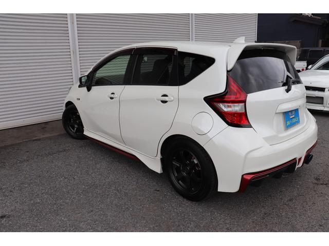 ノート ニスモ　Ｓ　ニスモ　Ｓ（５名）　ＬＥＤヘッドライト　ニスモフルエアロ　ニスモレカロシート　ＴＥ３７　ブリッツ車高調　柿本マフラー　ＳＤナビフルセグＴＶ　ＥＴＣ（9枚目）