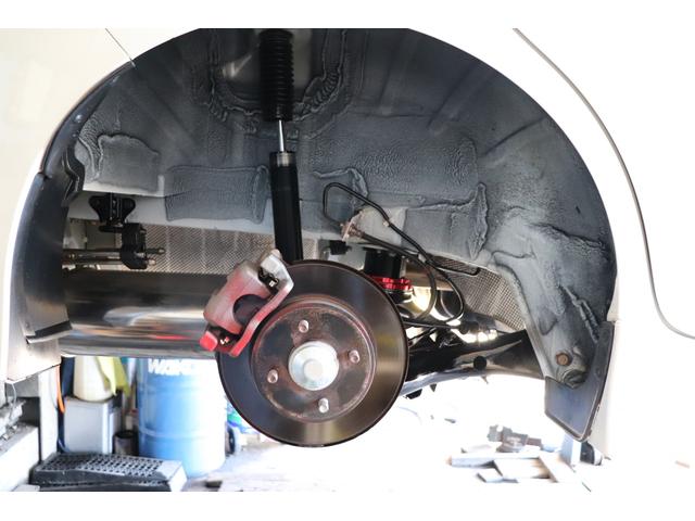 ノート ニスモ　Ｓ　ニスモ　Ｓ（５名）　ＬＥＤヘッドライト　ニスモフルエアロ　ニスモレカロシート　ＴＥ３７　ブリッツ車高調　柿本マフラー　ＳＤナビフルセグＴＶ　ＥＴＣ（23枚目）