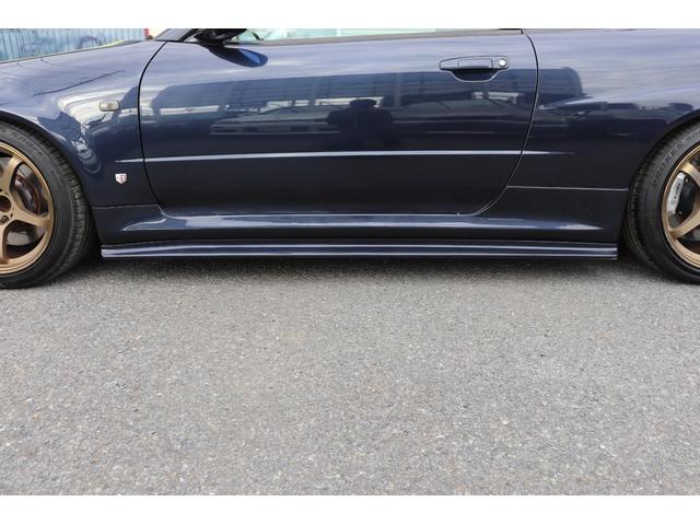 スカイライン ２５ＧＴターボ　トミーカイラフロントバンパー　ＢＮＲ３４純正フロントフェンダー　イーストベアーサイドステップ＆リアバンパー　前後Ｆ５０ブレンボキット　ＨＫＳフロントパイプ　ＪＩＣマフラー　ＴＥＩＮ車高調　クスコＬＳＤ（7枚目）