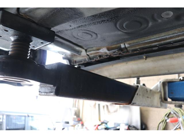 スカイライン ２５ＧＴターボ　トミーカイラフロントバンパー　ＢＮＲ３４純正フロントフェンダー　イーストベアーサイドステップ＆リアバンパー　前後Ｆ５０ブレンボキット　ＨＫＳフロントパイプ　ＪＩＣマフラー　ＴＥＩＮ車高調　クスコＬＳＤ（20枚目）