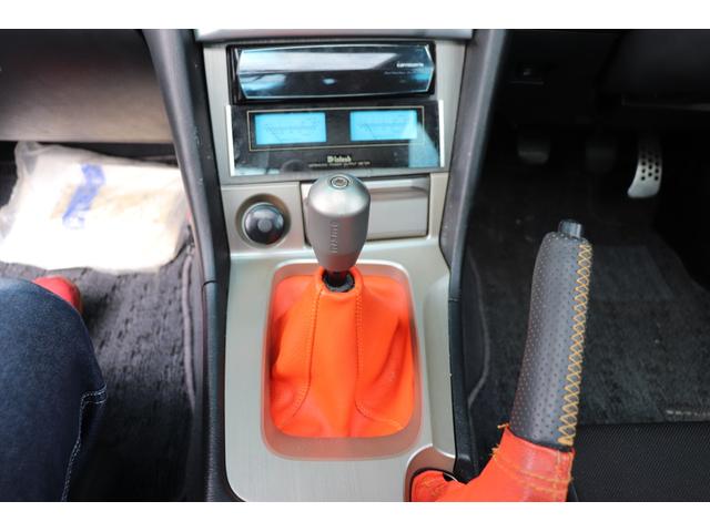 スカイライン ２５ＧＴターボ　トミーカイラフロントバンパー　ＢＮＲ３４純正フロントフェンダー　イーストベアーサイドステップ＆リアバンパー　前後Ｆ５０ブレンボキット　ＨＫＳフロントパイプ　ＪＩＣマフラー　ＴＥＩＮ車高調　クスコＬＳＤ（41枚目）