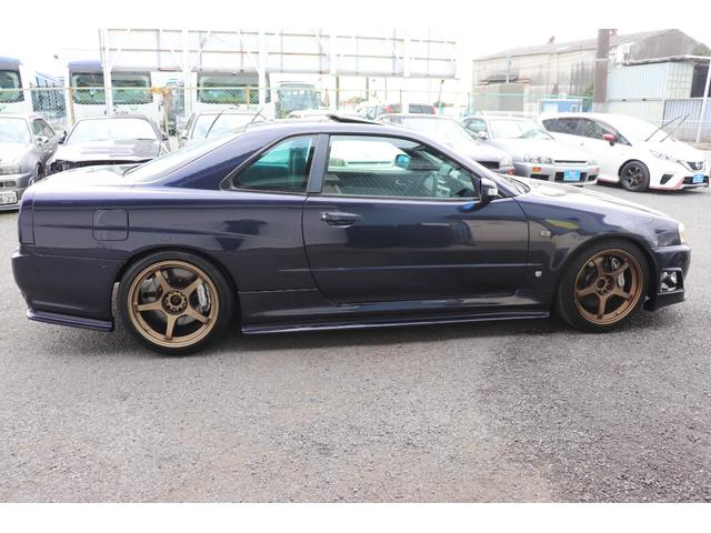 スカイライン ２５ＧＴターボ　トミーカイラフロントバンパー　ＢＮＲ３４純正フロントフェンダー　イーストベアーサイドステップ＆リアバンパー　前後Ｆ５０ブレンボキット　ＨＫＳフロントパイプ　ＪＩＣマフラー　ＴＥＩＮ車高調　クスコＬＳＤ（48枚目）