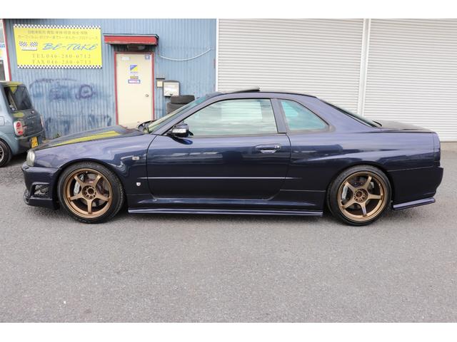 スカイライン ２５ＧＴターボ　トミーカイラフロントバンパー　ＢＮＲ３４純正フロントフェンダー　イーストベアーサイドステップ＆リアバンパー　前後Ｆ５０ブレンボキット　ＨＫＳフロントパイプ　ＪＩＣマフラー　ＴＥＩＮ車高調　クスコＬＳＤ（49枚目）