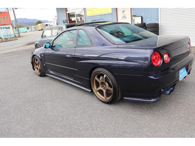 スカイライン ２５ＧＴターボ　トミーカイラフロントバンパー　ＢＮＲ３４純正フロントフェンダー　イーストベアーサイドステップ＆リアバンパー　前後Ｆ５０ブレンボキット　ＨＫＳフロントパイプ　ＪＩＣマフラー　ＴＥＩＮ車高調　クスコＬＳＤ（52枚目）