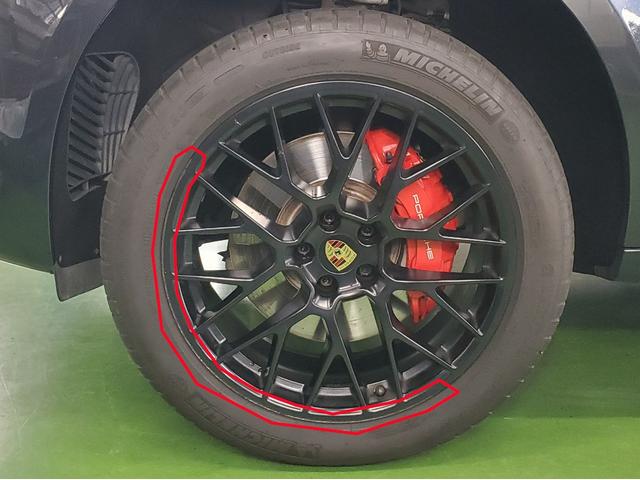 マカン マカンＧＴＳ　スポーツクロノパッケージ　正規Ｄ車　新車から１０９０００ＫＭまでポルシェセンターでメンテナンス　記録簿あり　ＧＴＳレザーインテリアパッケージ　サラウンドビュー付きパークアシスト　コーティング施工済み（67枚目）