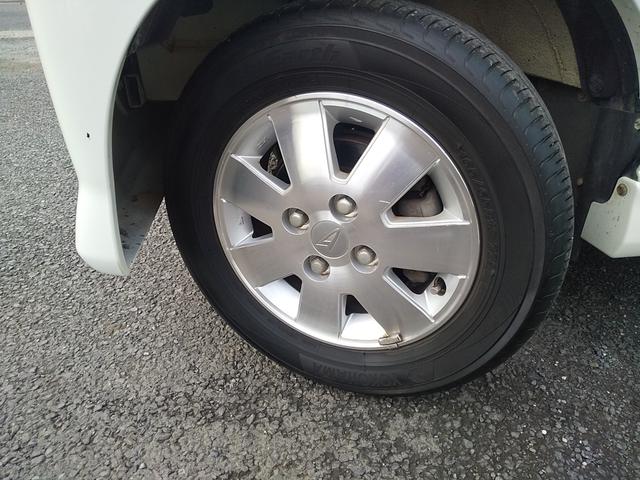 アトレーワゴン カスタムターボＲＳリミテッド　電動スライドドア　ＥＴＣ　純正ＣＤ　キーレス　ＨＩＤライト　新品タイヤ　一年間保証付（6枚目）