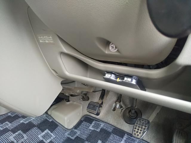 アトレーワゴン カスタムターボＲＳリミテッド　電動スライドドア　ＥＴＣ　純正ＣＤ　キーレス　ＨＩＤライト　新品タイヤ　一年間保証付（16枚目）