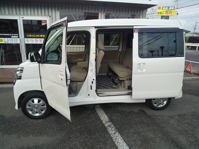 アトレーワゴン カスタムターボＲＳリミテッド　電動スライドドア　ＥＴＣ　純正ＣＤ　キーレス　ＨＩＤライト　新品タイヤ　一年間保証付（18枚目）