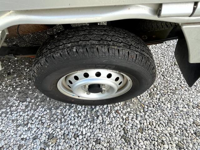 ＮＴ１００クリッパートラック ＤＸ　オートマチック　積載量３５０ｋｇ　パワステ　エアコン　ＥＴＣ　エアーバック運転席　助手席装備（18枚目）