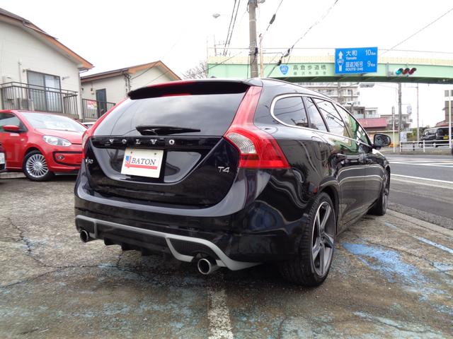 Ｖ６０ Ｔ４　Ｒデザイン　セーフティＰＫＧ／ＨＤＤナビ／フルセグ／本革パワーシート／禁煙車（8枚目）