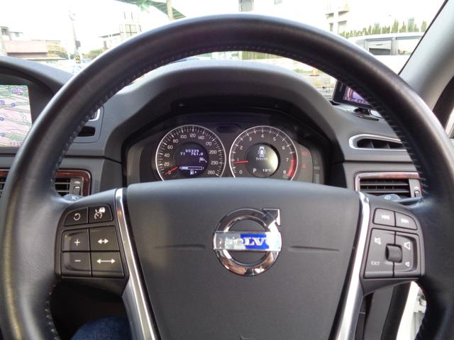 Ｖ７０ Ｔ４　ＳＥ　セーフティーＰＫＧ／本革パワーシート／オートトランク／ＨＤＤナビフルセグ／バックカメラ／前後ドラレコ／ヘッドレストモニター／ＨＩＤライト／禁煙車（25枚目）