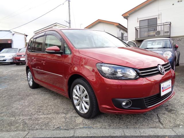 ゴルフトゥーラン ＴＳＩ　ハイライン　ワンオーナー／禁煙車／ＨＤＤナビ／フルセグ／バックカメラ／ＨＩＤライト（6枚目）