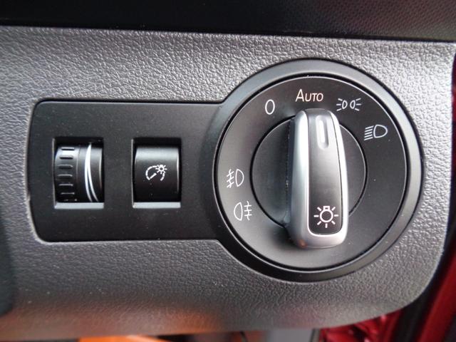 ゴルフトゥーラン ＴＳＩ　ハイライン　ワンオーナー／禁煙車／ＨＤＤナビ／フルセグ／バックカメラ／ＨＩＤライト（31枚目）