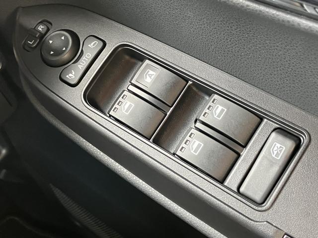 タント カスタムＲＳ　シートヒーター　電動スライドドア　保証１年間距離無制限付き・ターボ・パノラマカメラ・シートヒーター・電動パーキングブレーキ・シートバックテーブル・両側電動スライドドア・ＬＥＤヘッドランプ・ＬＥＤフォグランプ（12枚目）