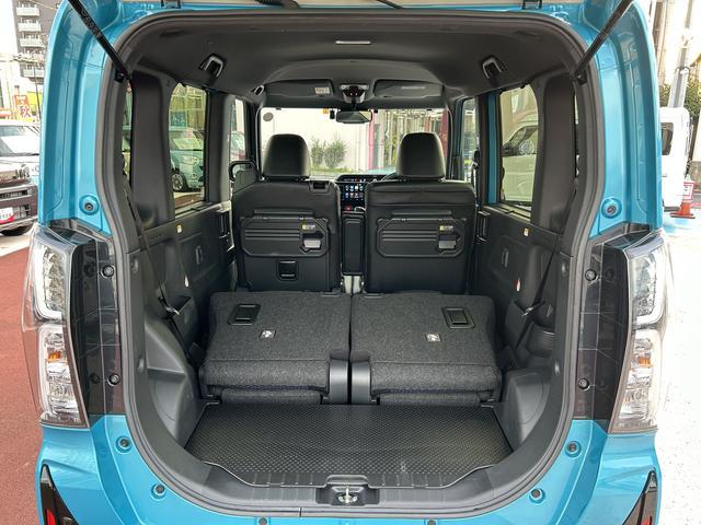 シートを倒せば広い荷室