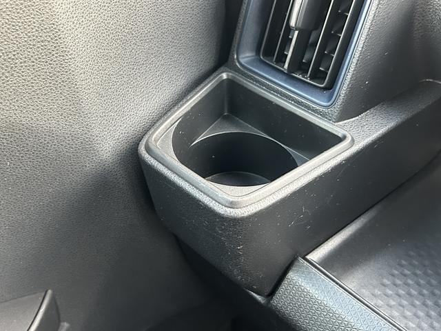 助手席カップホルダー