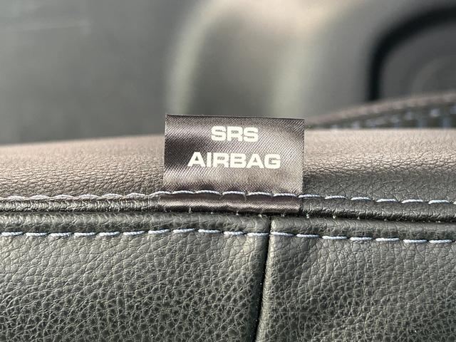 サイドエアバッグ装備