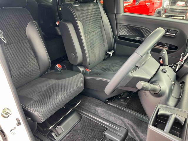 タント カスタムＲＳスタイルセレクション　９インチナビ・パノラマカメラ・ドラレコ・ＥＴＣ装備・運転席ロングスライド（15枚目）