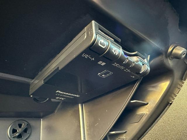 クーパーS ターボ車 純正オーディオ ハーマンカードンスピーカーシステム ETC 純正キーレスプッシュスタート パドルシフト 純正17インチAW HIDヘッドライト タイミングチェーン 禁煙車 記録簿付車両(16枚目)