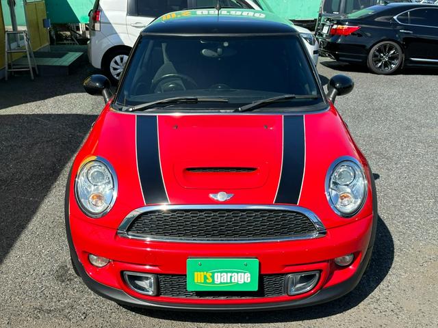 クーパーS ターボ車 純正オーディオ ハーマンカードンスピーカーシステム ETC 純正キーレスプッシュスタート パドルシフト 純正17インチAW HIDヘッドライト タイミングチェーン 禁煙車 記録簿付車両(20枚目)