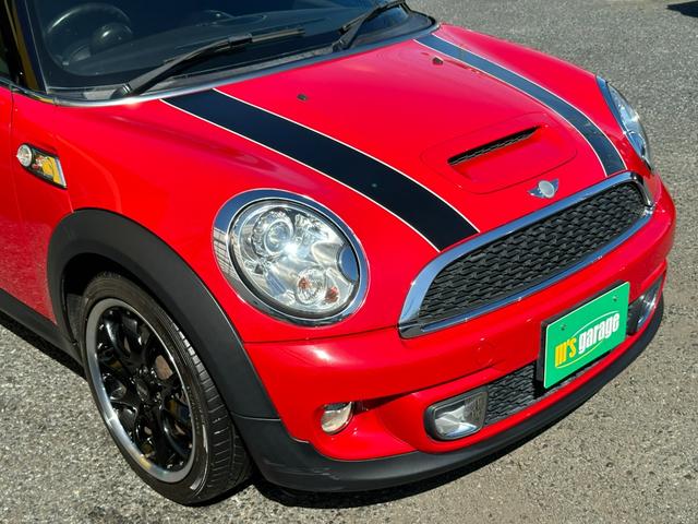 クーパーS ターボ車 純正オーディオ ハーマンカードンスピーカーシステム ETC 純正キーレスプッシュスタート パドルシフト 純正17インチAW HIDヘッドライト タイミングチェーン 禁煙車 記録簿付車両(35枚目)
