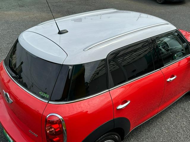 ＭＩＮＩ クーパー　クロスオーバー　ディーラー記録簿付車両　ワンオーナー車　禁煙車　社外黒革調シートカバー　ソニーポータブルナビＴＶ　ＥＴＣ　純正キーレスプッシュスタート　純正１６インチＡＷ　純正ＨＩＤヘッドライト　タイミングチェーン（29枚目）