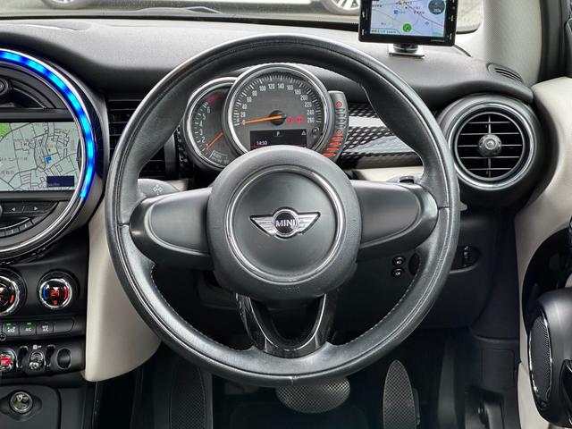 ＭＩＮＩ クーパーＳ　ターボ車　純正ナビ　ブルートゥース　ＵＳＢポート　ＥＴＣ　スマートキー　ユピテルレーダー　アイドリングストップ　ＳＰＡＲＣＯ１６インチＡＷ　ＬＥＤヘッドライト　ＬＥＤフォグ　ディーラー記録簿付　禁煙車（36枚目）