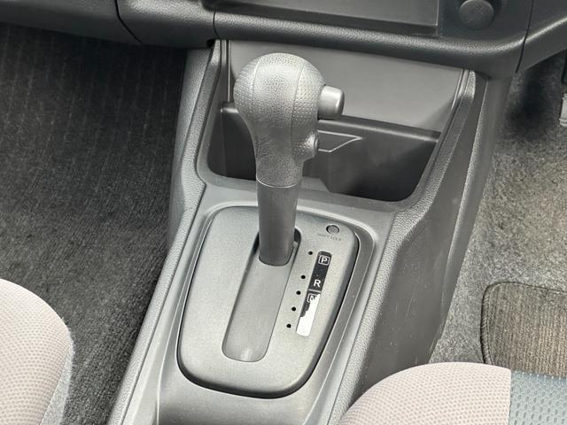 NV150AD VE 禁煙車 エマージェンシーブレーキ 衝突被害軽減ブレーキ 車線逸脱警報 カロッツェリアメモリーナビTV ETC 純正キーレス DVD再生 最大積載量450kg(31枚目)