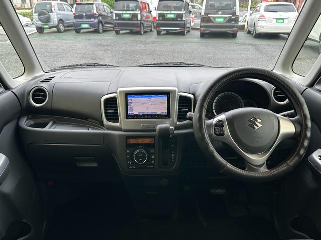 スペーシア Xリミテッド 禁煙車 レーダーブレーキサポート 衝突軽減ブレーキ カロッツェリアナビTV バックカメラ ETC 両側電動スライドドア プッシュスタートスマートキー シートヒーター アイドリングストップ 純正14AW(4枚目)