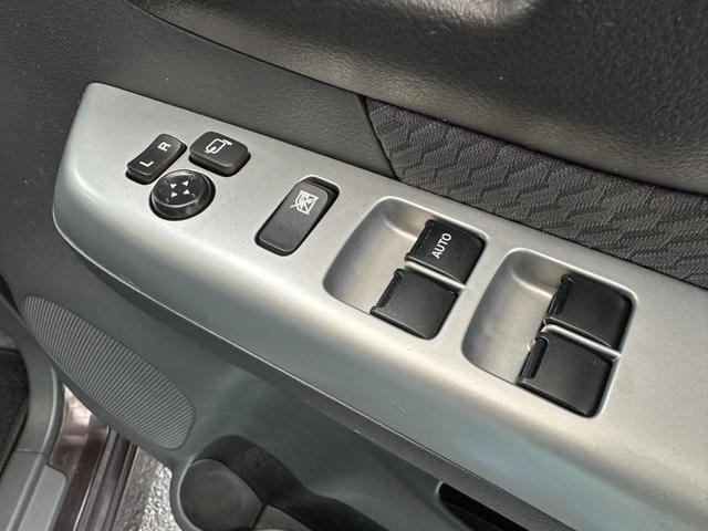 スペーシア Xリミテッド 禁煙車 レーダーブレーキサポート 衝突軽減ブレーキ カロッツェリアナビTV バックカメラ ETC 両側電動スライドドア プッシュスタートスマートキー シートヒーター アイドリングストップ 純正14AW(25枚目)