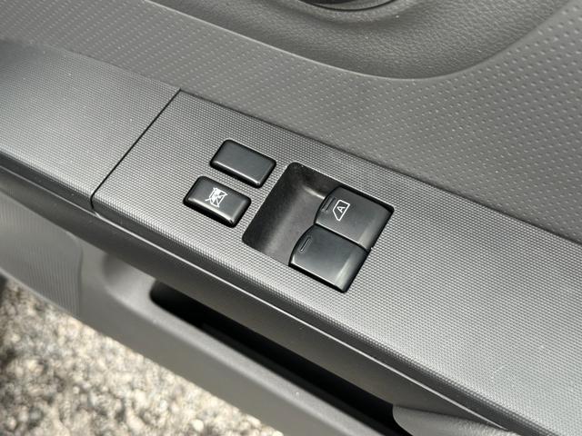 ＮＶ１５０ＡＤ ＶＥ　４ＷＤ　禁煙車　エマージェンシーブレーキ　衝突被害軽減ブレーキ　車線逸脱警報　カロッツェリアメモリーナビＴＶ　ブルートゥース　純正キーレス　社外ＬＥＤヘッドライトバルブ（18枚目）