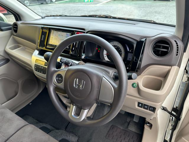 N-WGN G・Lパッケージ 禁煙車 あんしんパッケージ 衝突軽減ブレーキ 誤発進抑制装置 パナソニックナビフルセグTV ブルートゥース バックカメラ ドライブレコーダー ETC プッシュスタートスマートキー アイドリングストップ(12枚目)