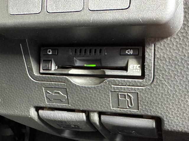 ルーミー G S 衝突軽減ブレーキ 誤発進抑制 禁煙車 純正ナビフルセグTVバックカメラ ブルートゥース ETC 前後2カメラドライブレコーダー 両側電動スライドドア シートヒーター クルーズコントロール LEDライト(20枚目)