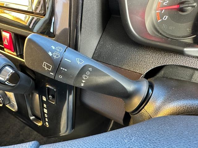 ルーミー G S 衝突軽減ブレーキ 誤発進抑制 禁煙車 純正ナビフルセグTVバックカメラ ブルートゥース ETC 前後2カメラドライブレコーダー 両側電動スライドドア シートヒーター クルーズコントロール LEDライト(29枚目)